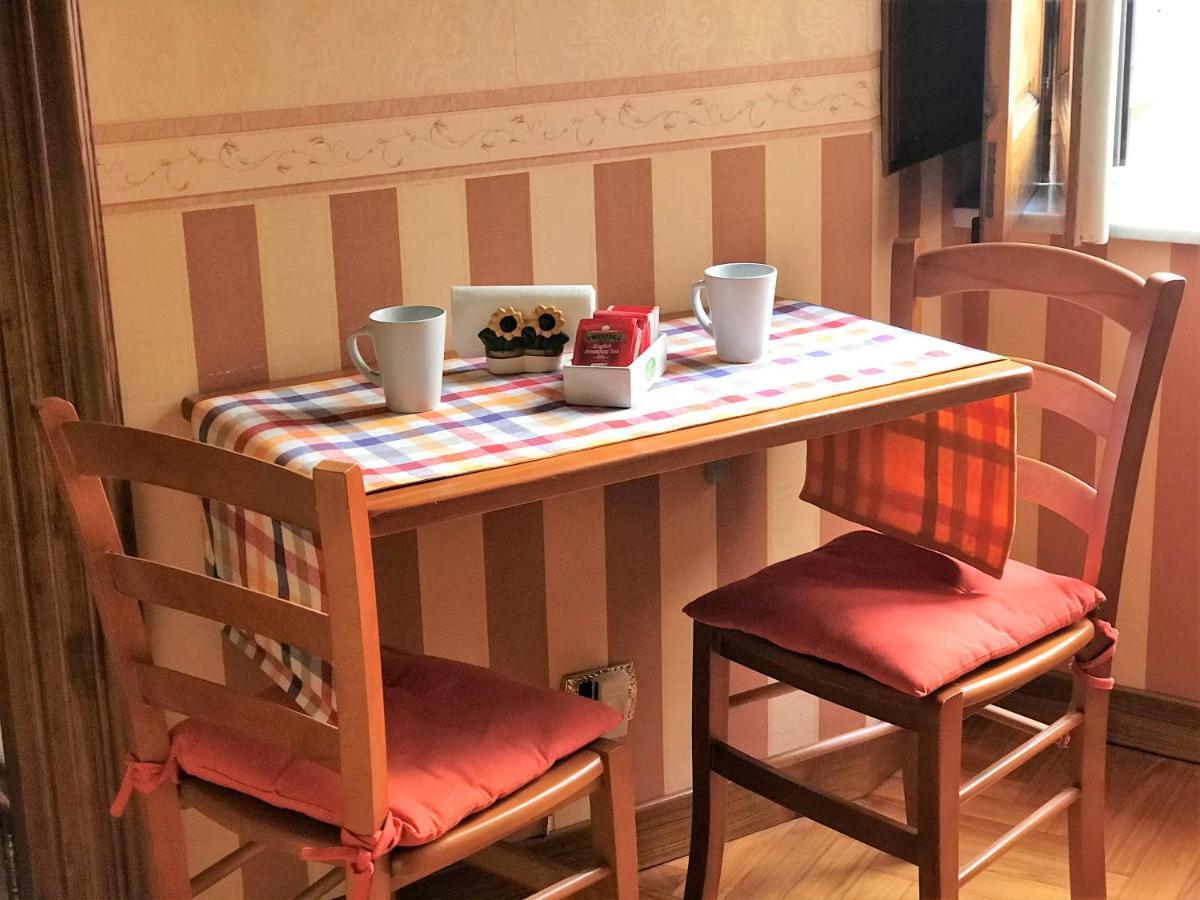 Oscar Apartment Napoli Eksteriør billede